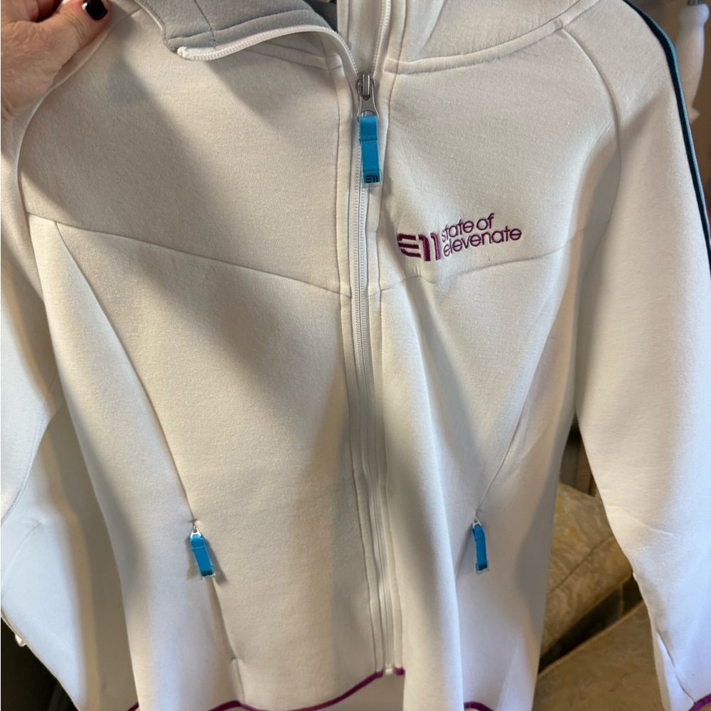 State of Elevate White Zip-Up Hoodie— barely worn